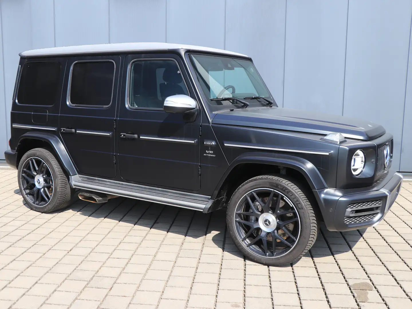 Mercedes-Benz G 63 AMG Speedshift 9G-TRONIC STRONGER THAN TIME Edition Schwarz - 1
