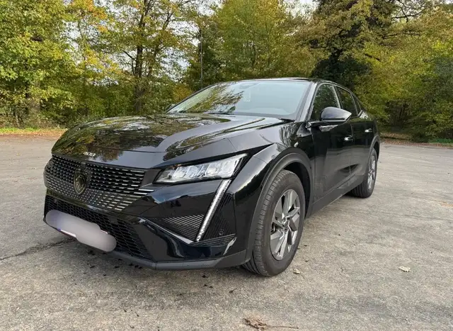 Peugeot 408 ALLURE HYBRID