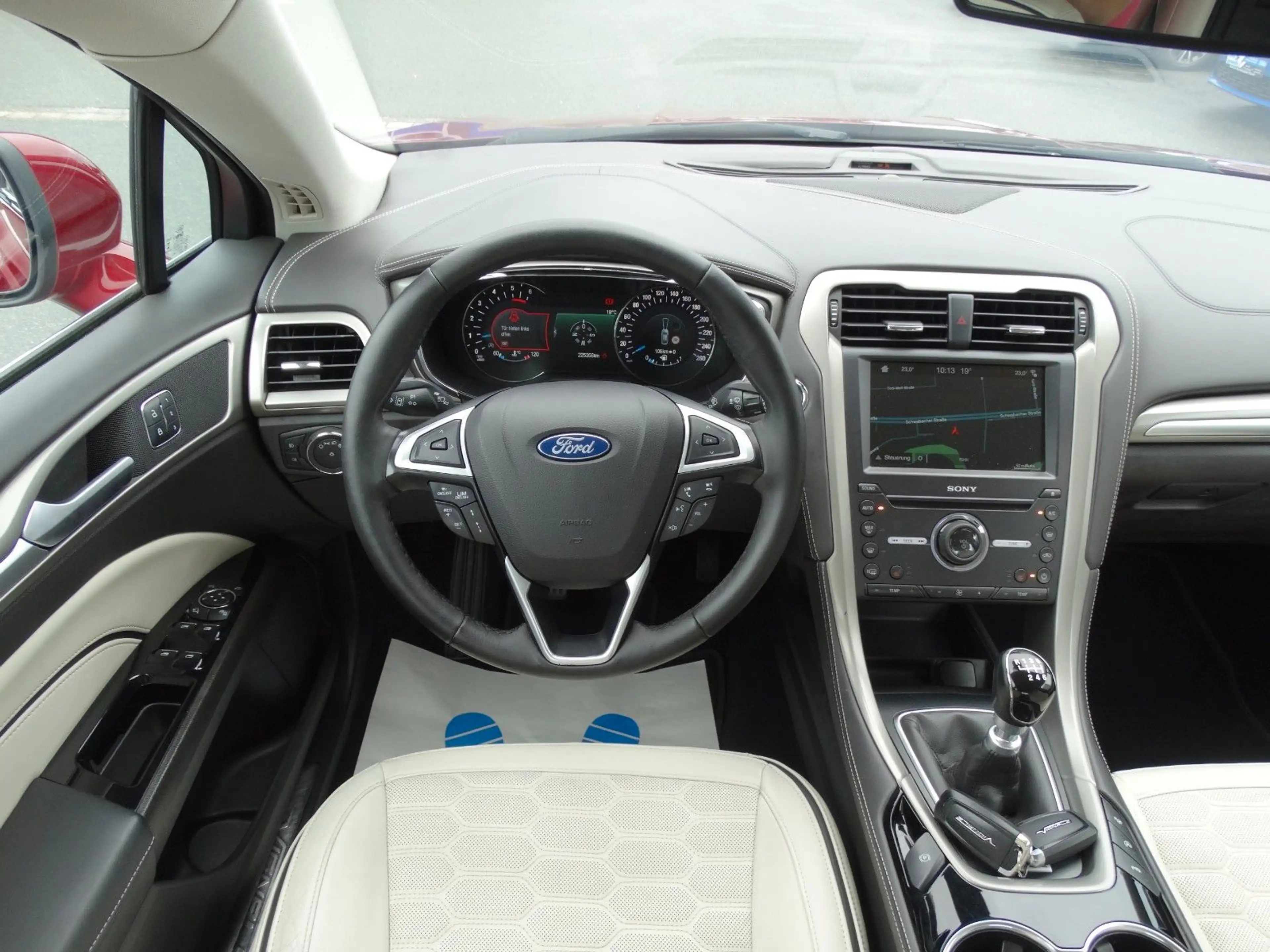 Ford Mondeo 2,0Tdci-Lim.Vignale*LED*Leder*ACC*Blis*Kam — photo 9
