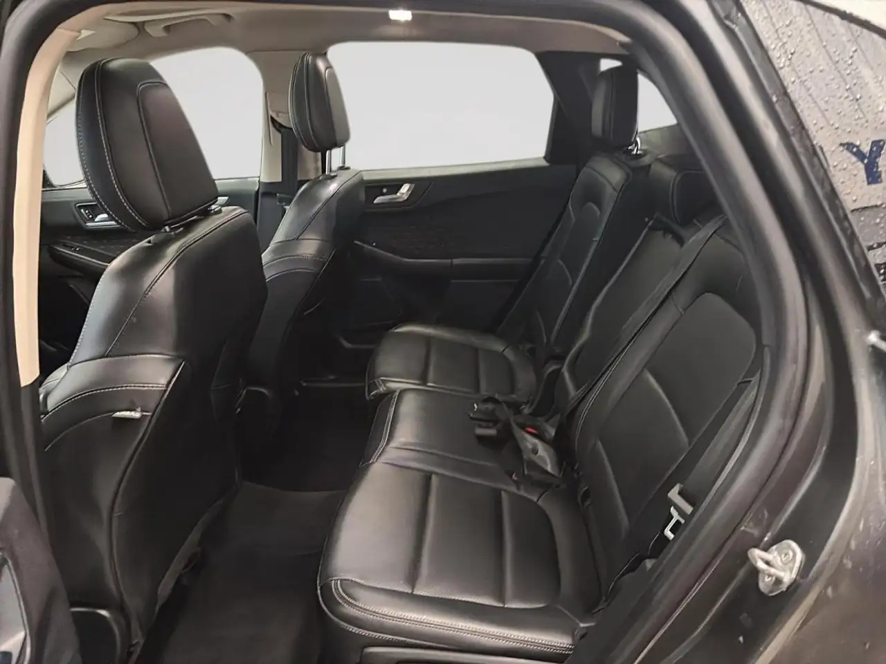 Ford Escape снимка Ford Escape