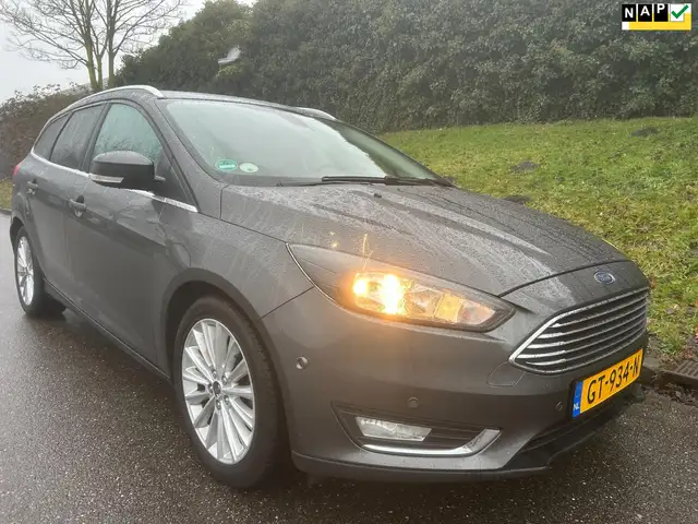 Ford Focus Wagon 1.5 TDCI Titanium - Navi - Clima - Cruise