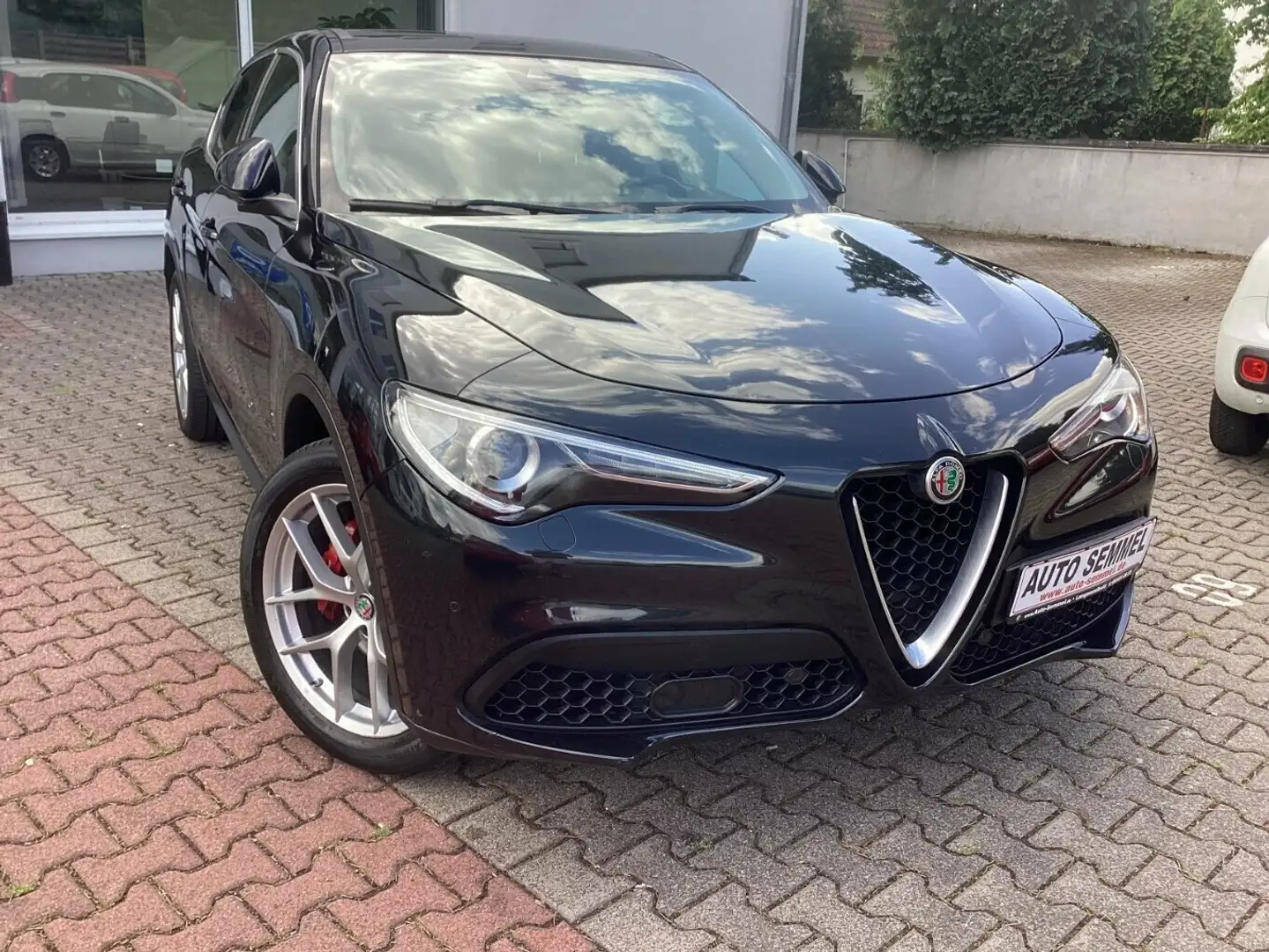 Alfa Romeo Stelvio First Edition Q 4 Black - 2