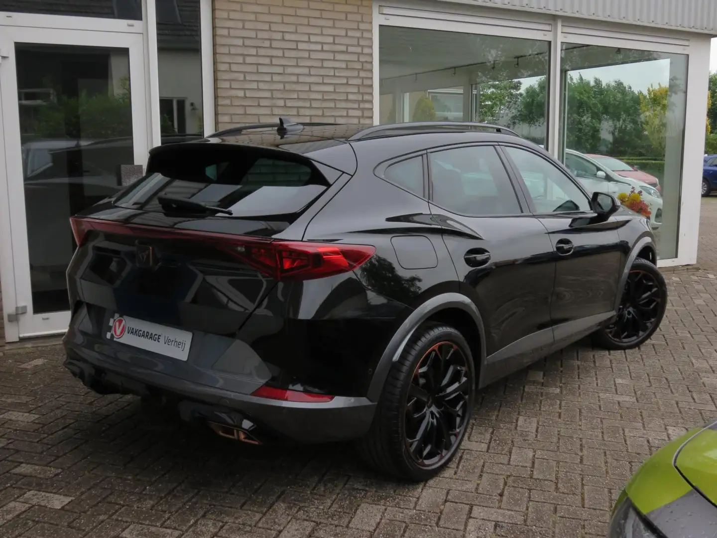 CUPRA Formentor VZ 245 PK 1.4 e-Hybrid Camera|Car-Play|Navi|Super Negro - 2