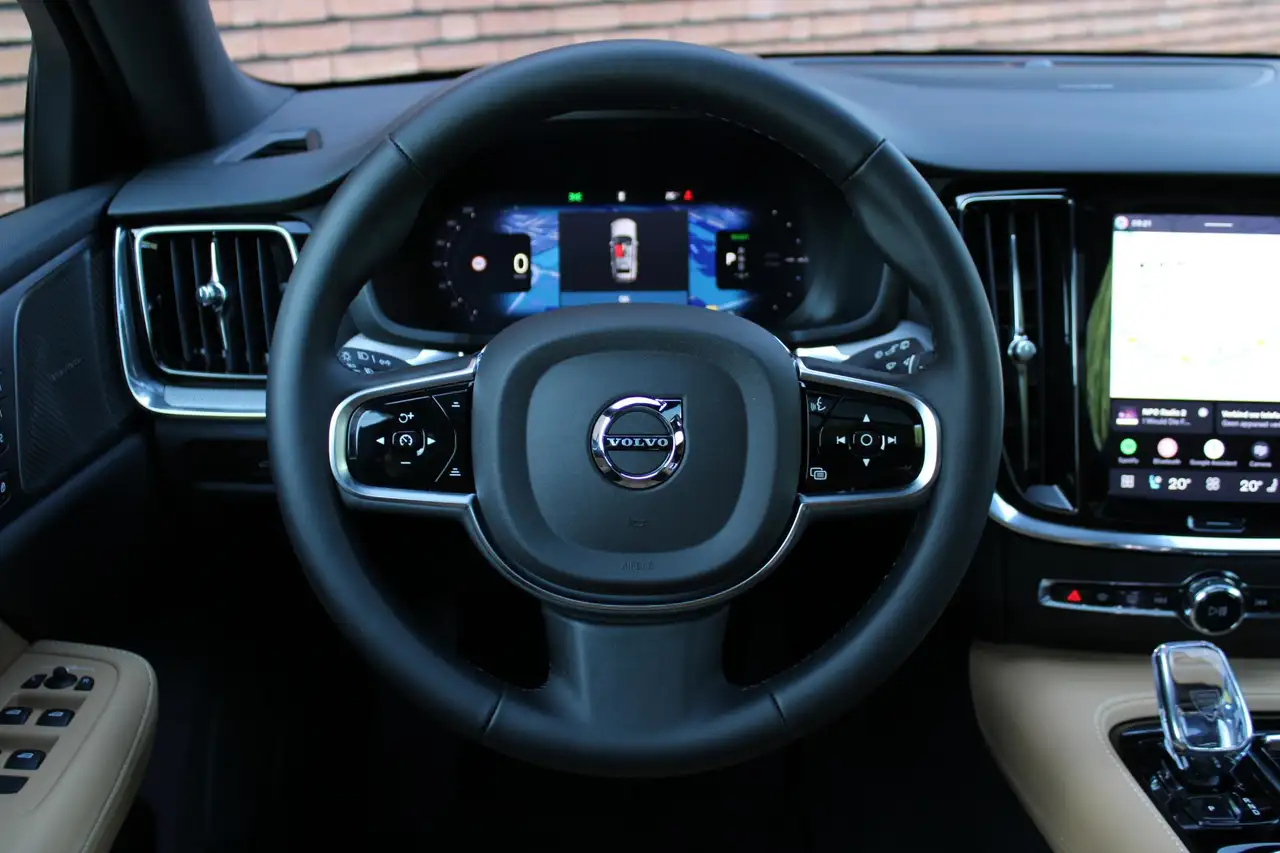 Volvo V60 2026