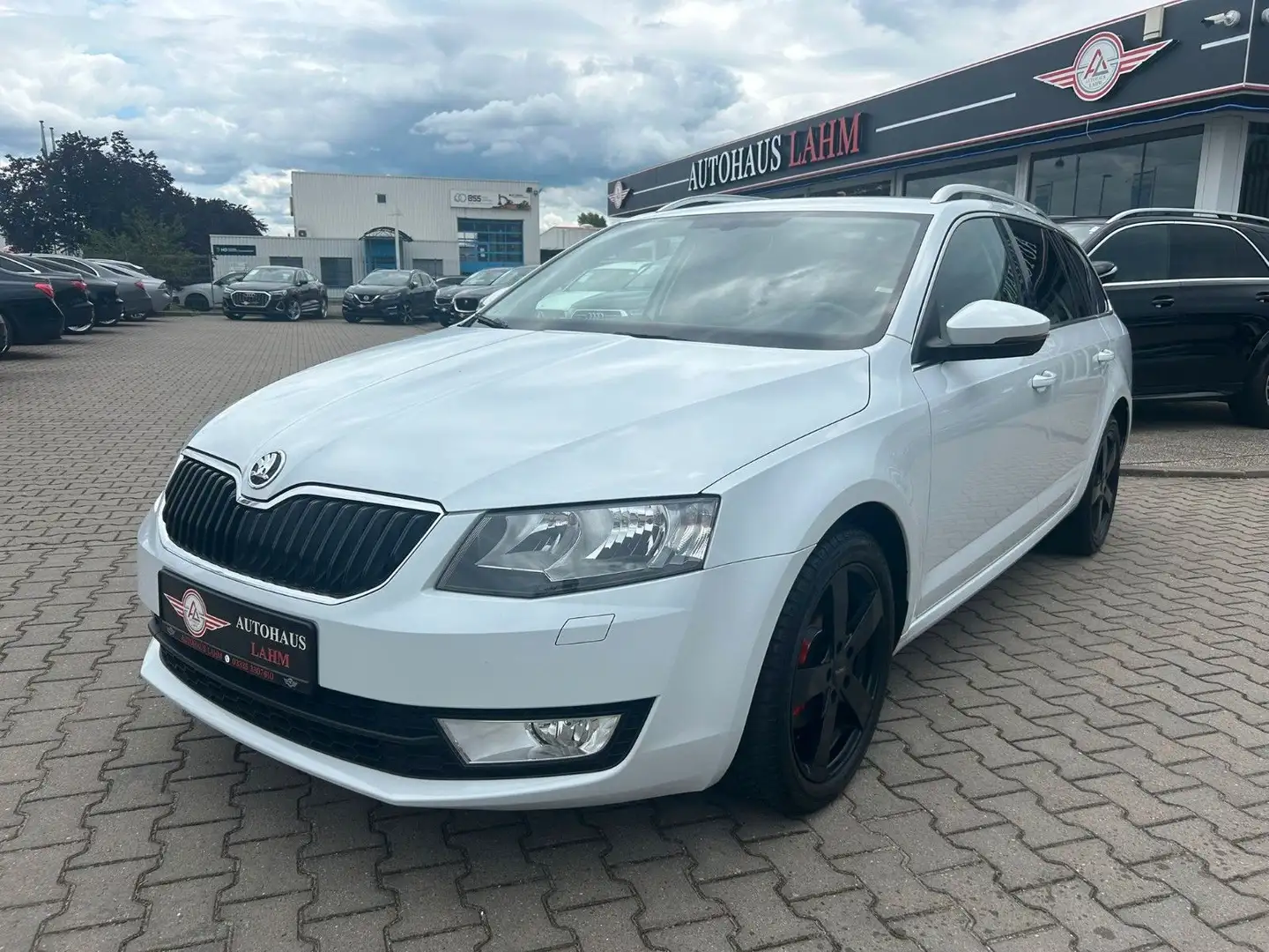 Skoda Octavia Combi 1.4TSI DSG"Style"1.HAND*ALLWETTER Weiß - 2