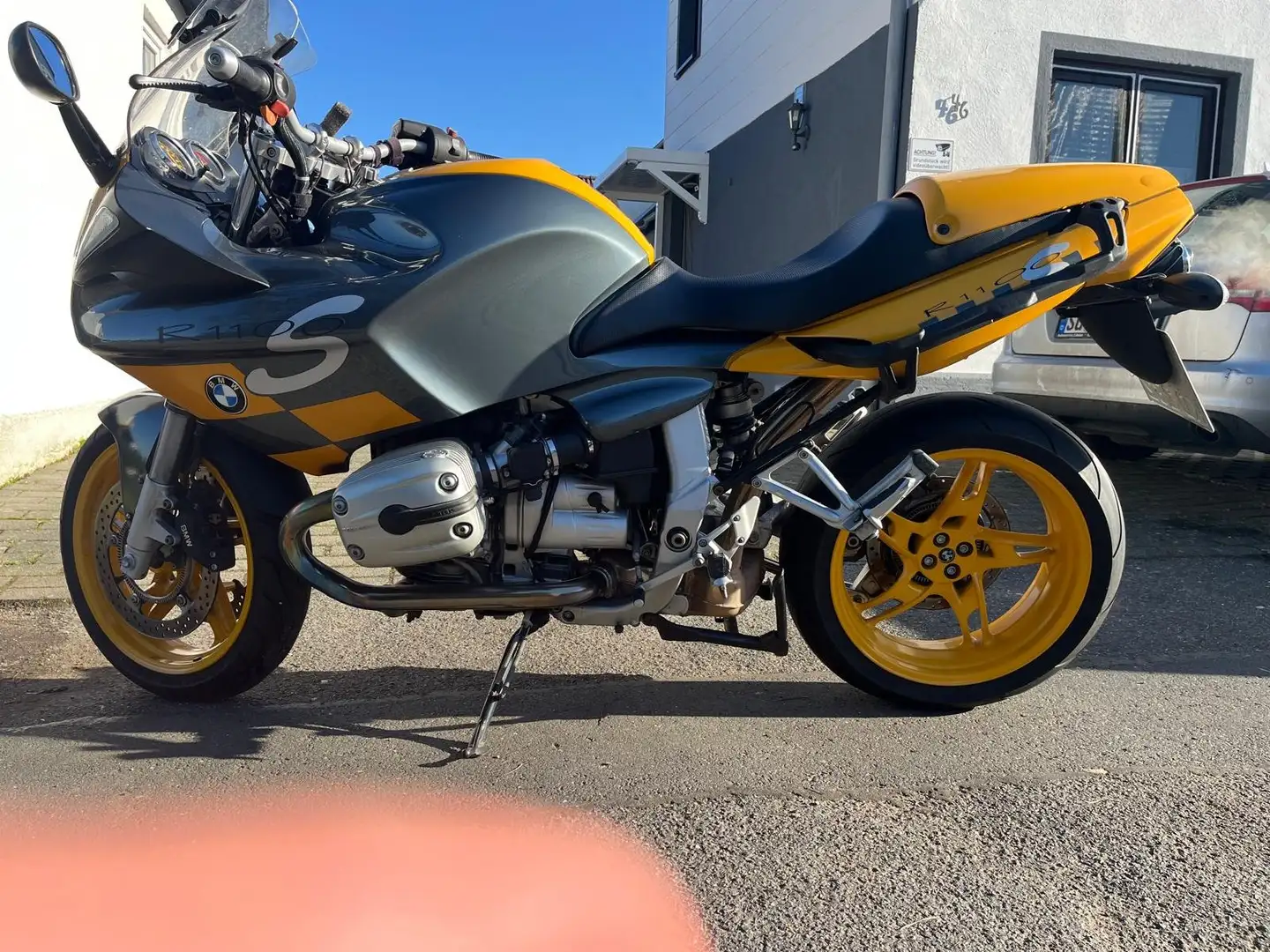 BMW R 1100 S Jaune - 2