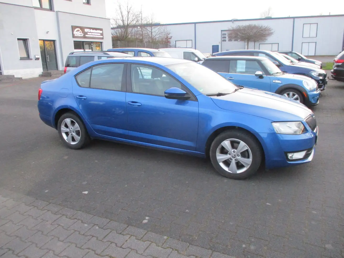 Skoda Octavia 1.2 TSI Green tec Elegance Klima 98800 KM Modrá - 2