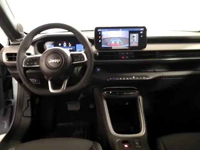 Jeep Avenger view 2