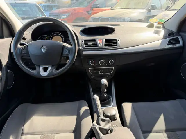 Renault Megane view 7