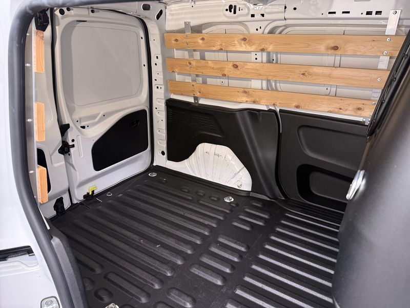 Peugeot Partner 1.2 PureTech Premium BPM VRIJ, Airco, Navigatie, C — photo 9