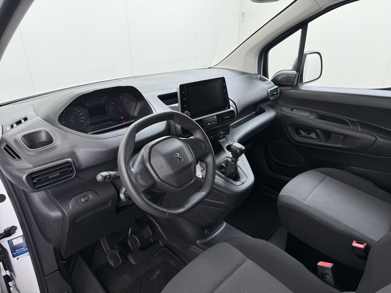Peugeot Partner 1.2 PureTech Premium BPM VRIJ, Airco, Navigatie, C — photo 14