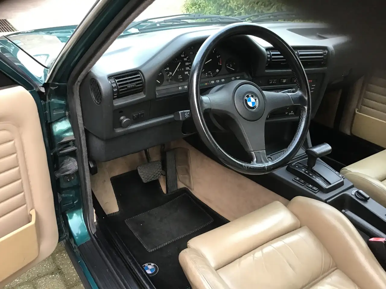 BMW 320 3-serie Cabrio 320i, foto 5
