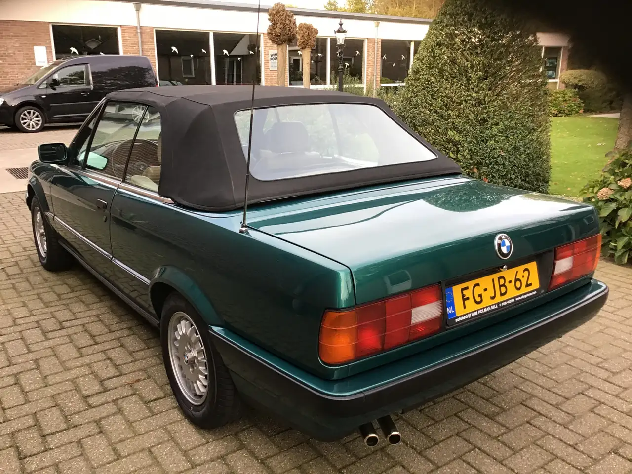 BMW 320 3-serie Cabrio 320i, foto 2