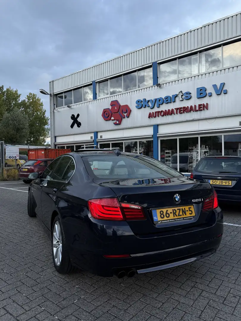 BMW 528 528i Aut. - 2