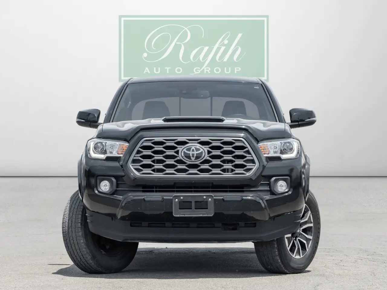 Toyota Tacoma снимка Toyota Tacoma