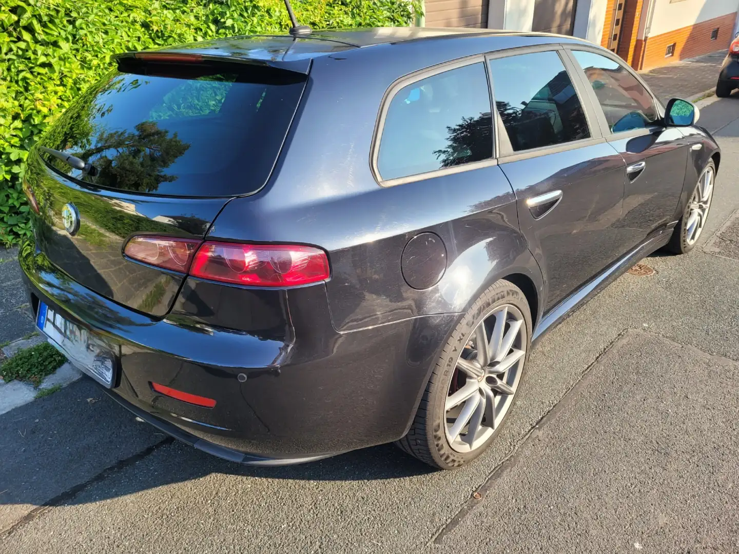 Alfa Romeo Sportwagon 2.0 JTDM 16V Turismo Siyah - 2