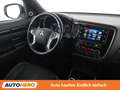 Mitsubishi Outlander 2.4 PHEV Diamond Connect 4WD Weiß - thumbnail 13