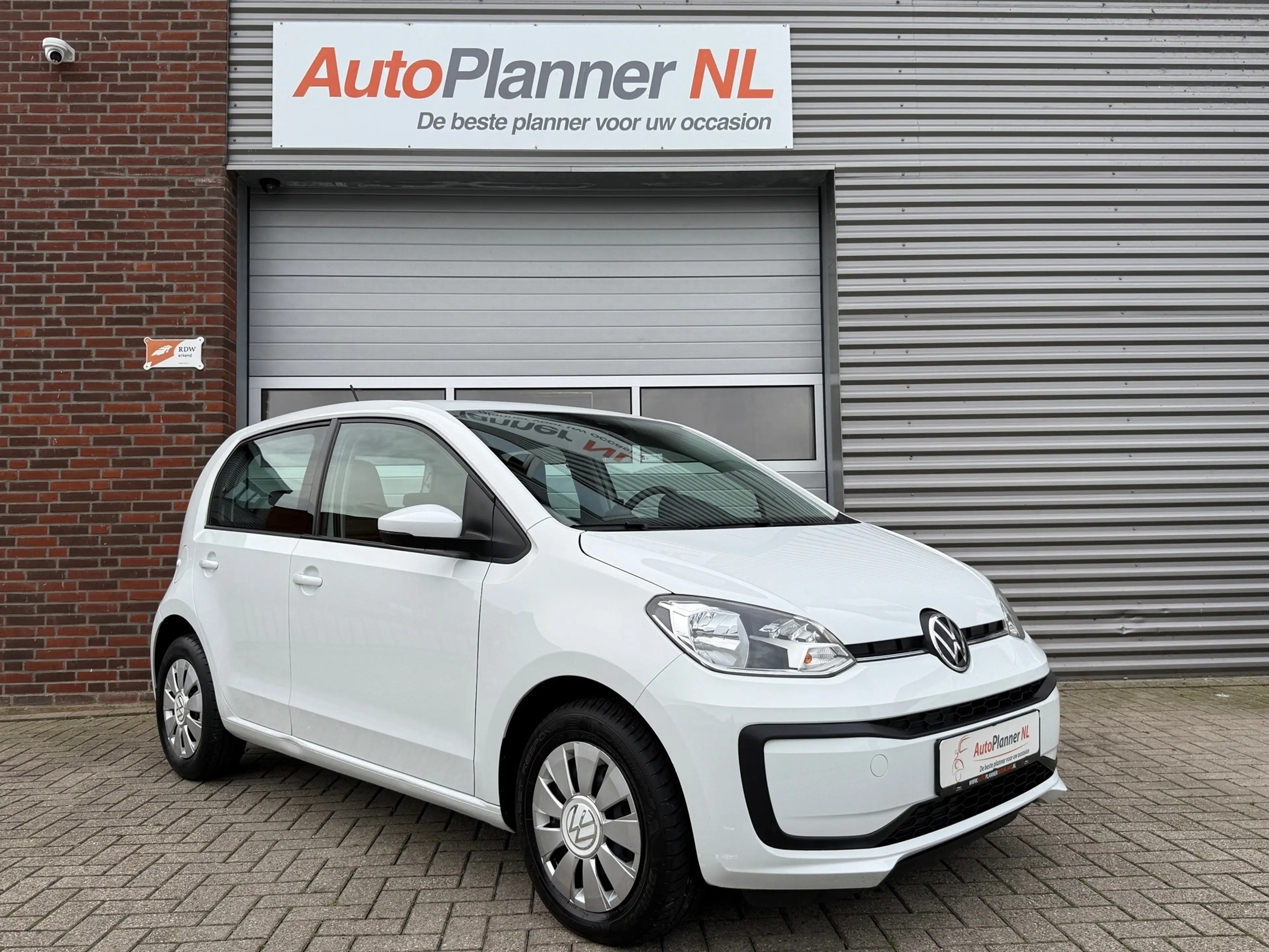 Volkswagen up! 1.0! 5-Drs! Airco! Camera! Cruise Control!