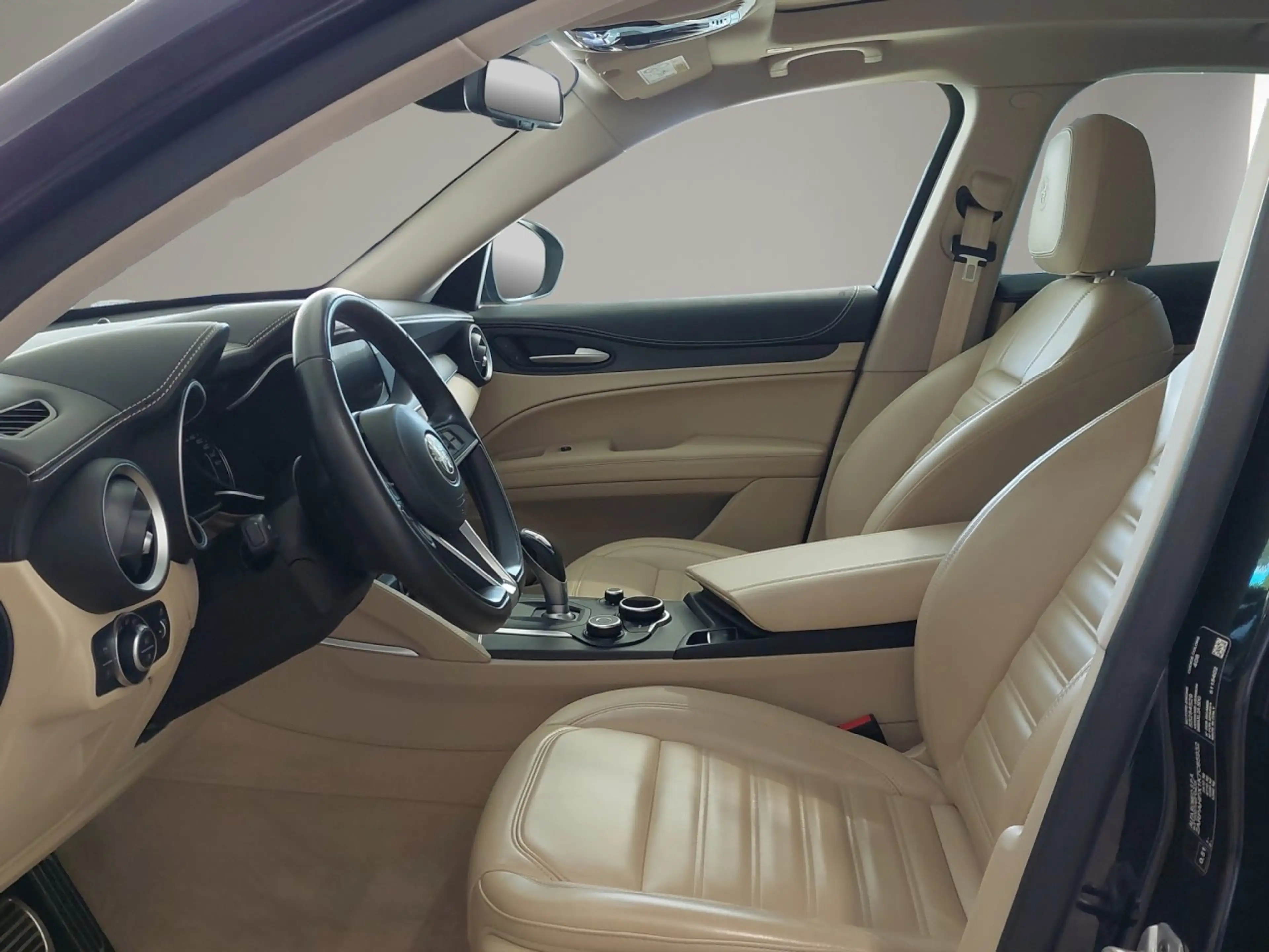 Alfa Romeo Stelvio Lusso Q4 2.2 JTDM Klima Einparkhilfe — photo 9