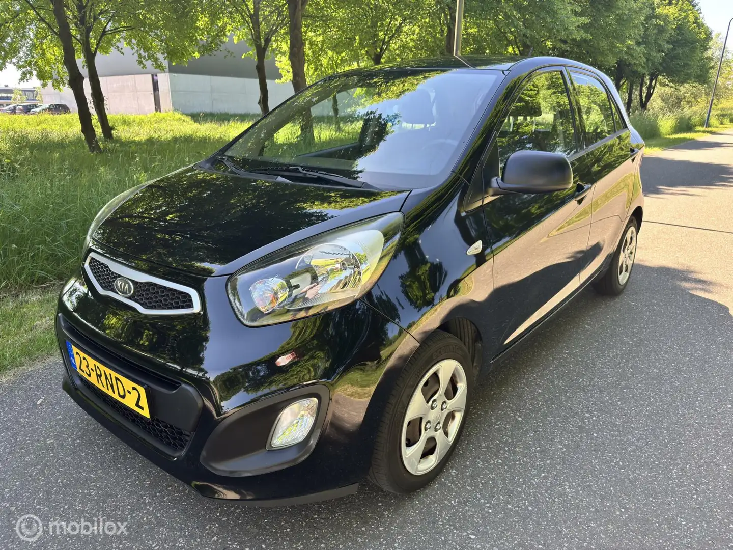Kia Picanto 1.0 CVVT Airco*NEW APK*1E EIGENAAR*ONDERHOUDEN Zwart - 1