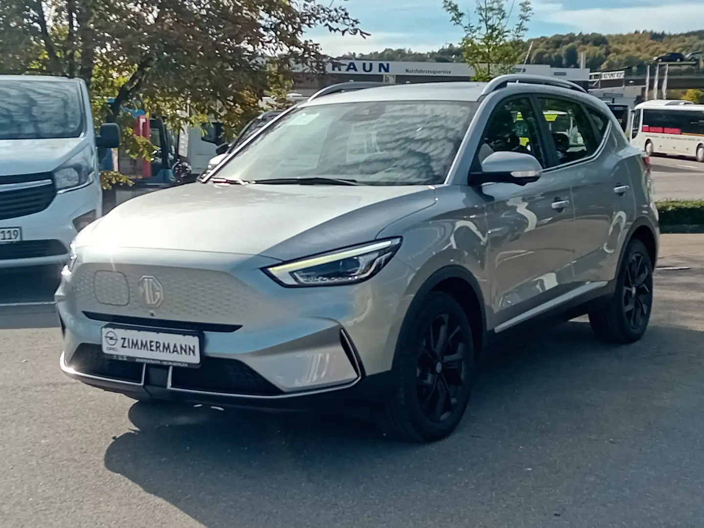 MG ZS EV Luxury Leder Kamera PDC Silber - 2