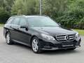 Mercedes-Benz E 220 T CDI BlueEfficiency Avantgarde*AHK*PDC* Schwarz - thumbnail 1