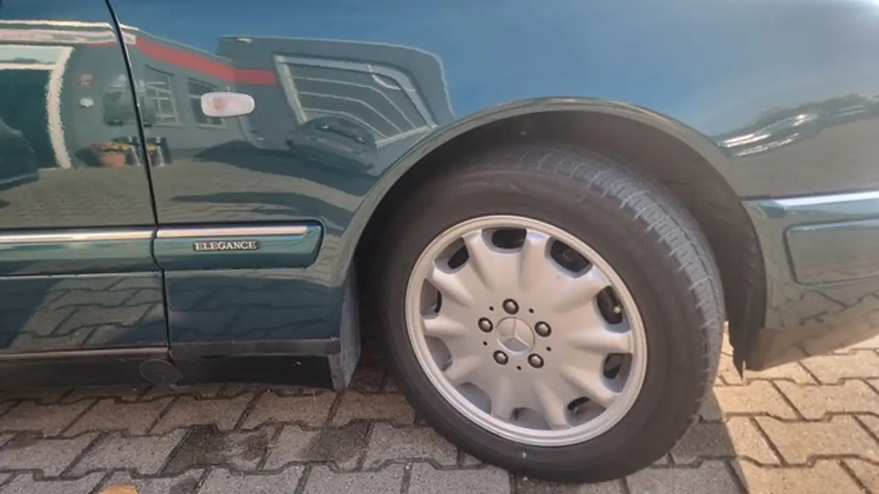 Mercedes-Benz E 320 AUTOMATIK ELEGANCE OLDTIMER, foto 6