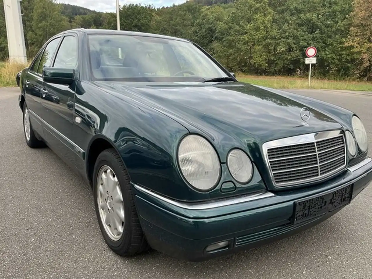 Mercedes-Benz E 320 AUTOMATIK ELEGANCE OLDTIMER, foto 3