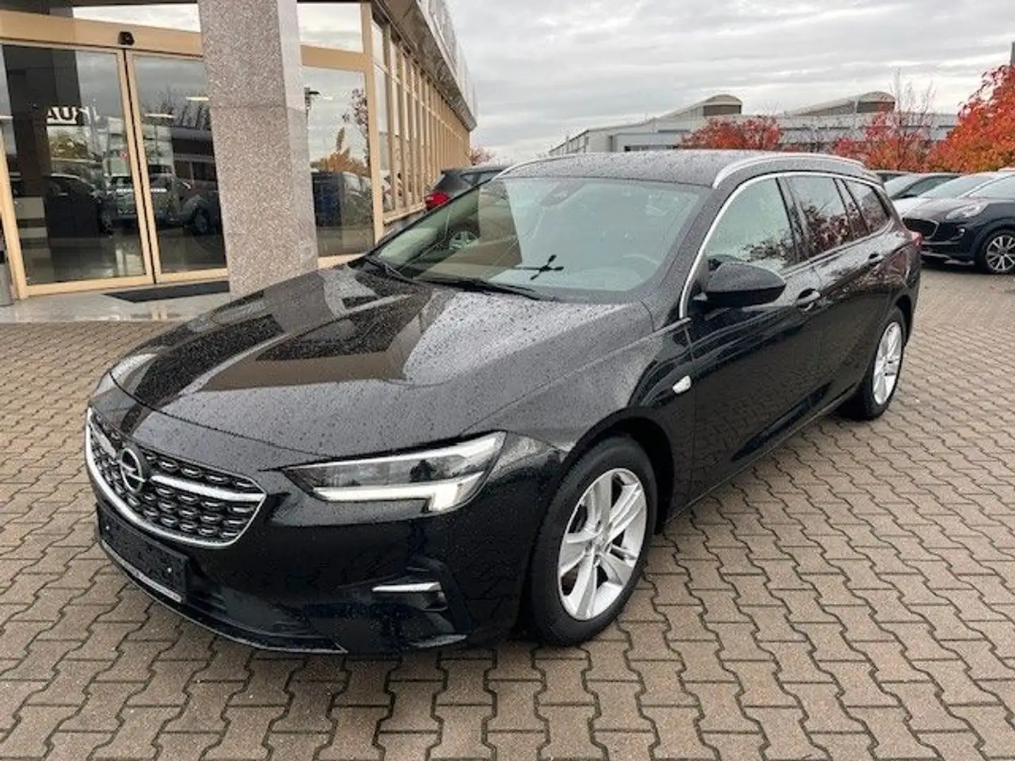 Opel Insignia B Sports Tourer Business Elegance Schwarz - 2