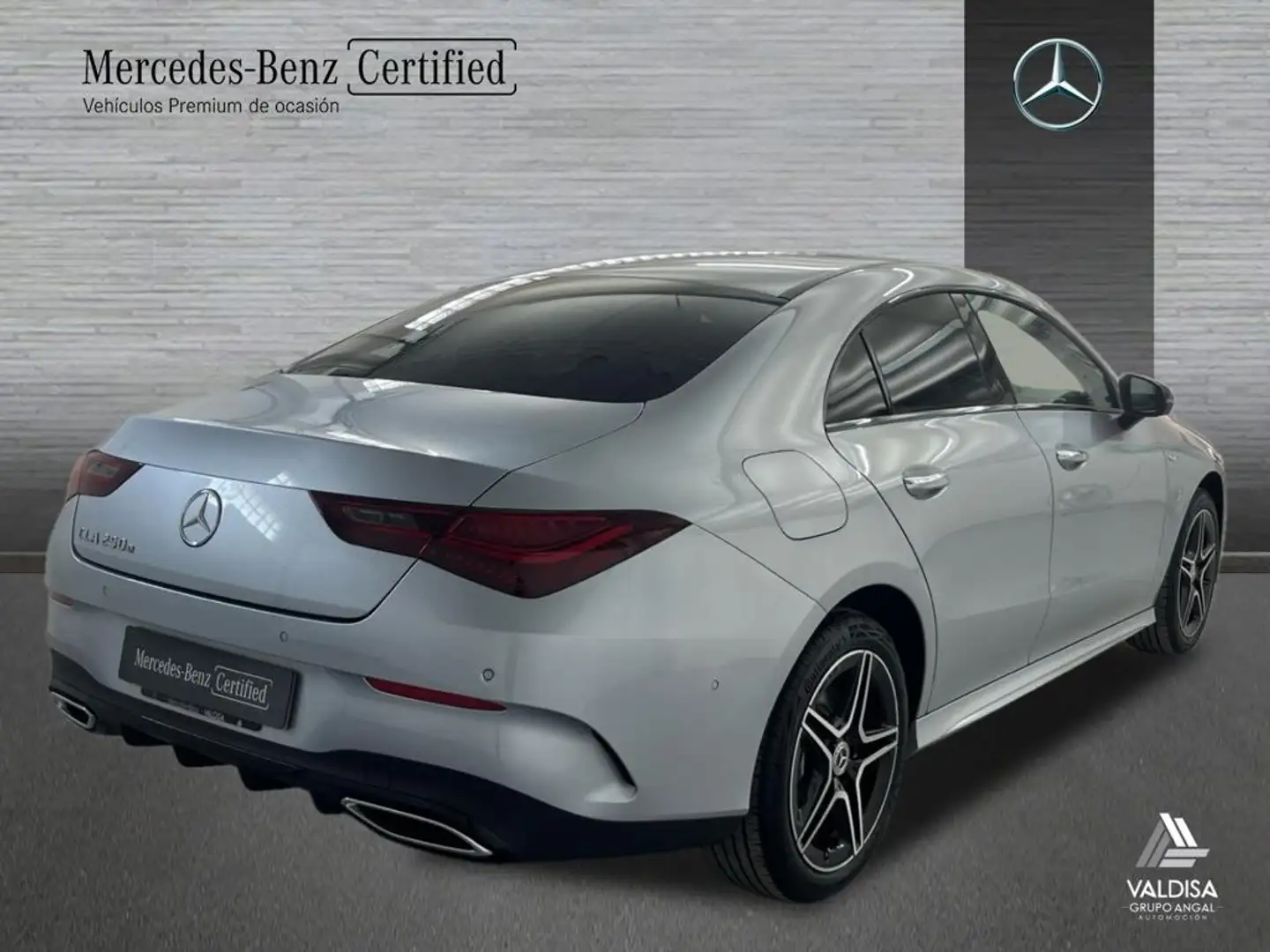 Mercedes-Benz CLA 250 e - 2