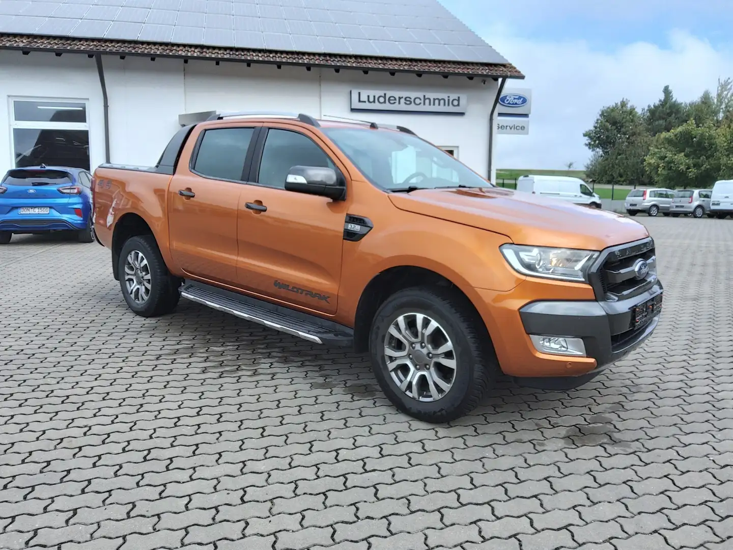 Ford Ranger Wildtrak Doppelkabine 4x4 Orange - 1
