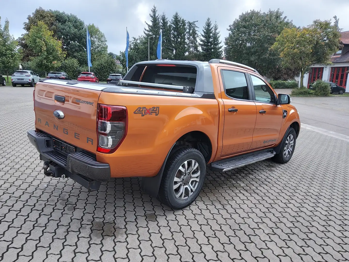 Ford Ranger Wildtrak Doppelkabine 4x4 Orange - 2