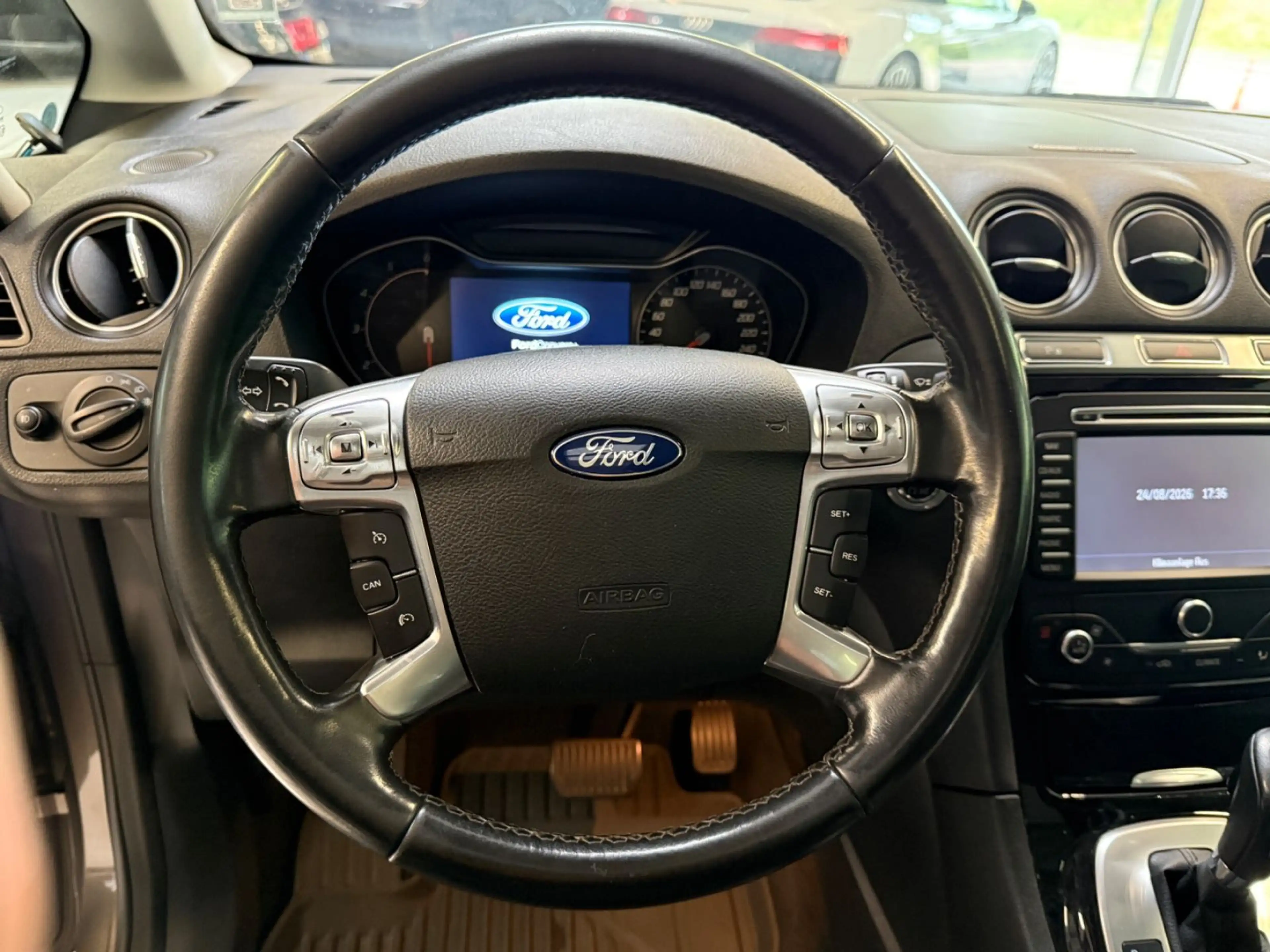 Ford Galaxy Titanium*Standheizung*Sitzbelüftung* — photo 13