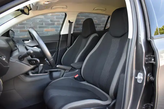 Peugeot 308 view 15