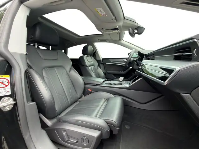 Audi A7 view 12