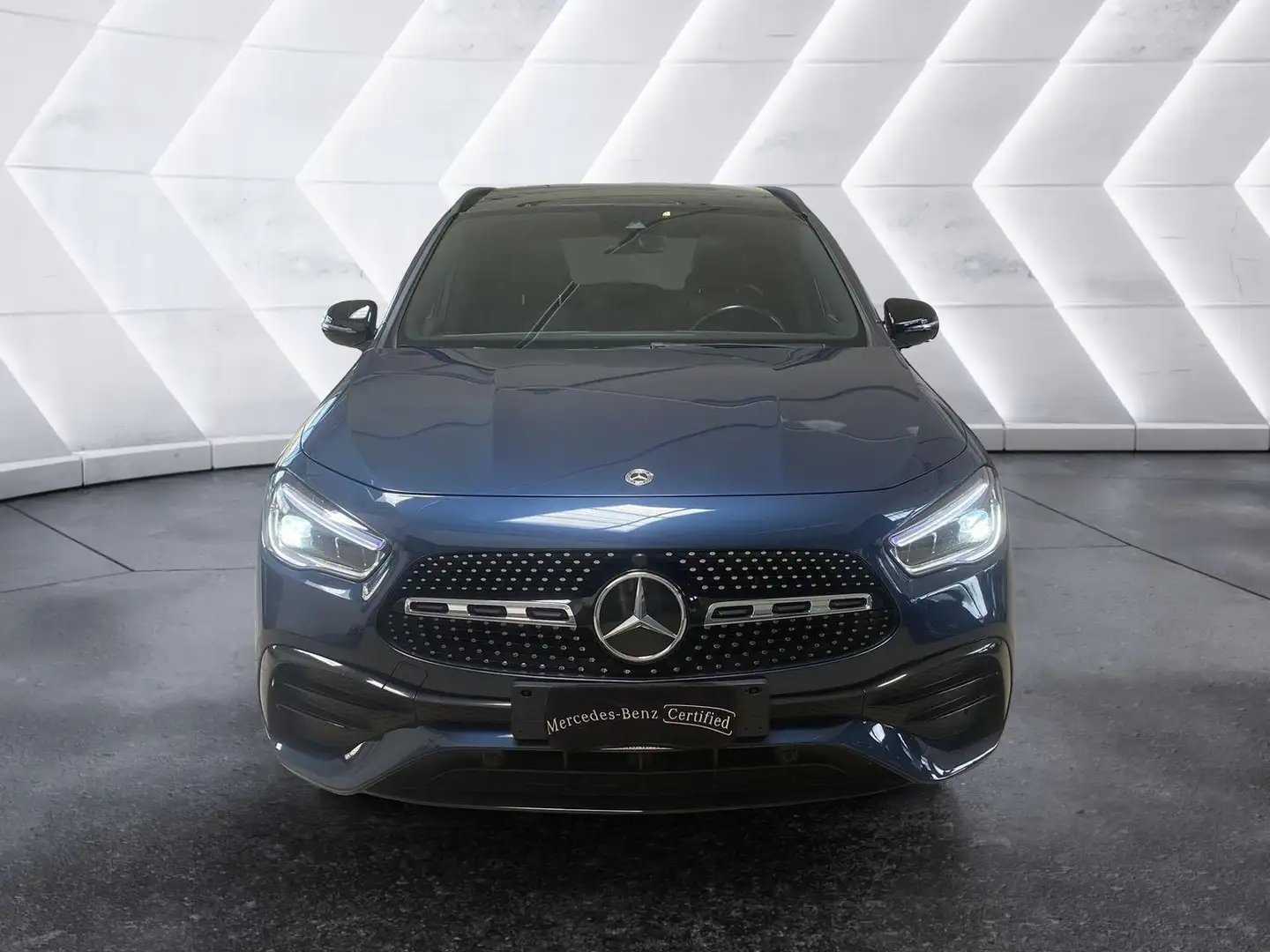 Mercedes-Benz GLA 250 GLA 250 Automatic EQ-Power Premium Bleu - 2