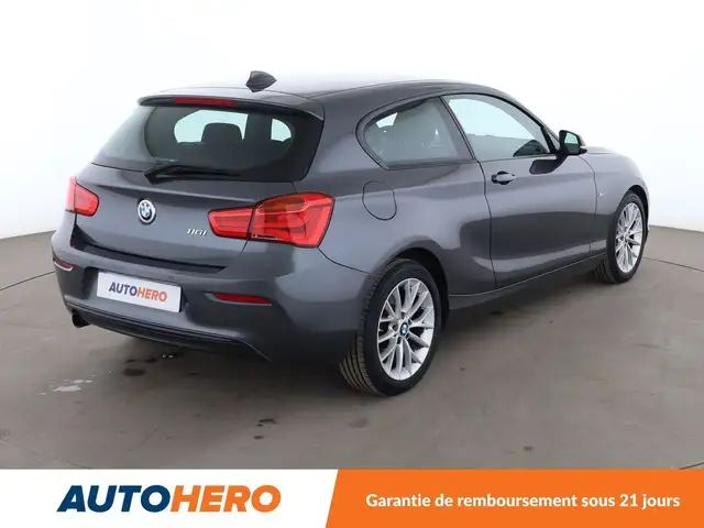 BMW 1 Series view 6