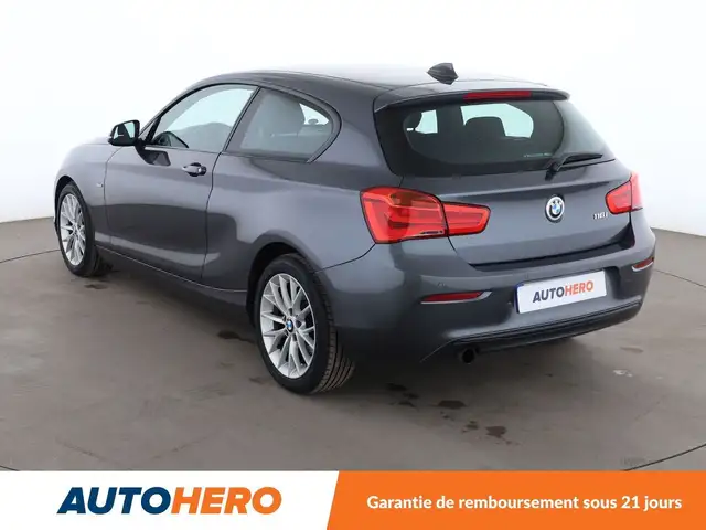 BMW 1 Series view 4