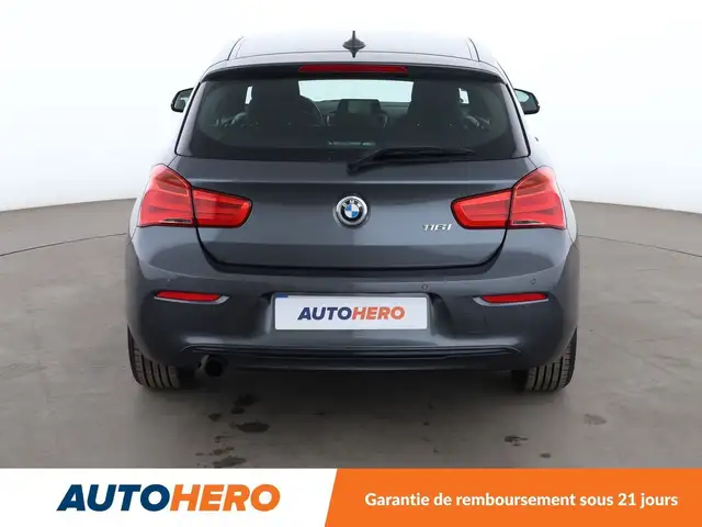 BMW 1 Series view 5