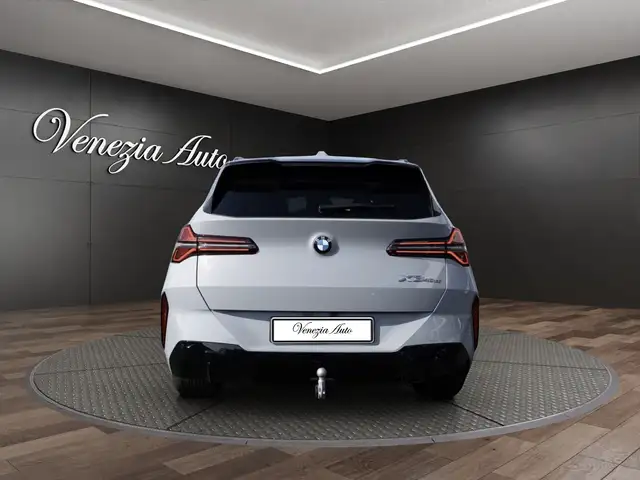 BMW X3 view 5