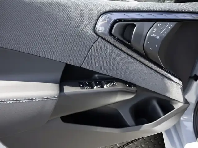 BMW X3 view 14