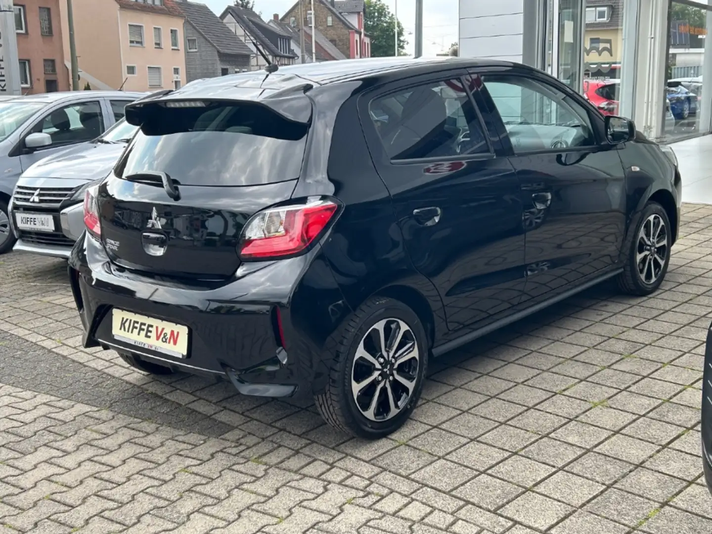 Mitsubishi Space Star SELECT+ 1.2 Automatik Kamera SHz Tempomat Schwarz - 2
