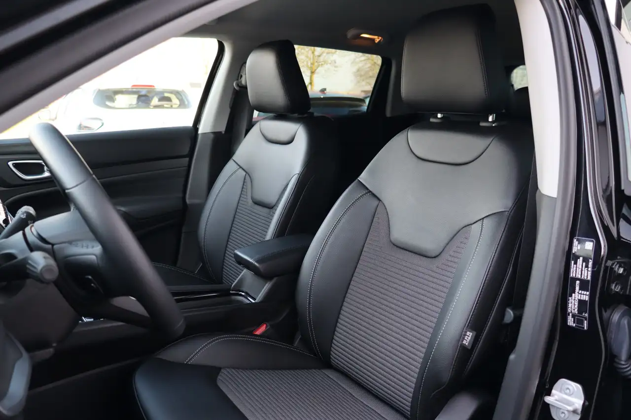 Jeep Compass 1.5T e-Hybrid Longitude | 360 Camera | Stoel-/Stuu 8