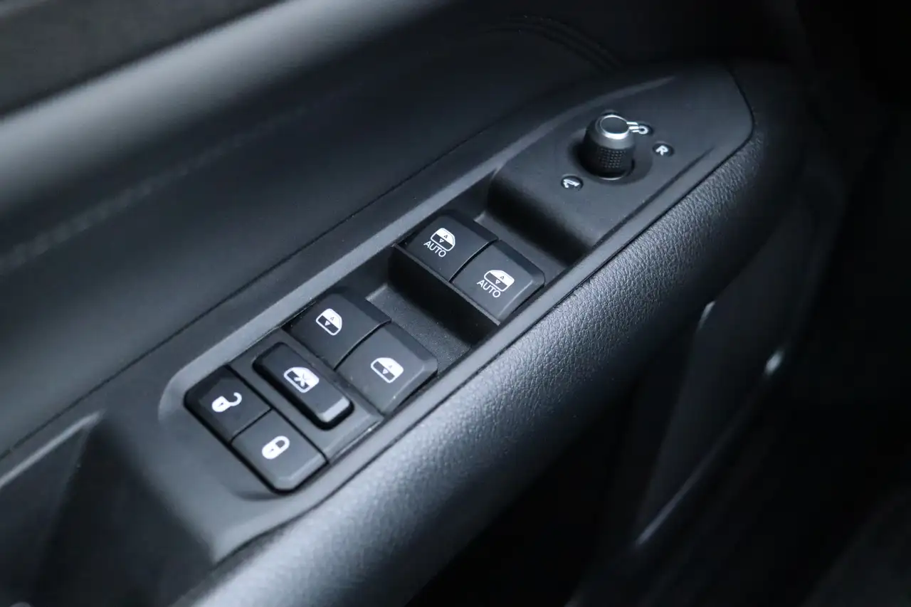 Jeep Compass 1.5T e-Hybrid Longitude | 360 Camera | Stoel-/Stuu 24