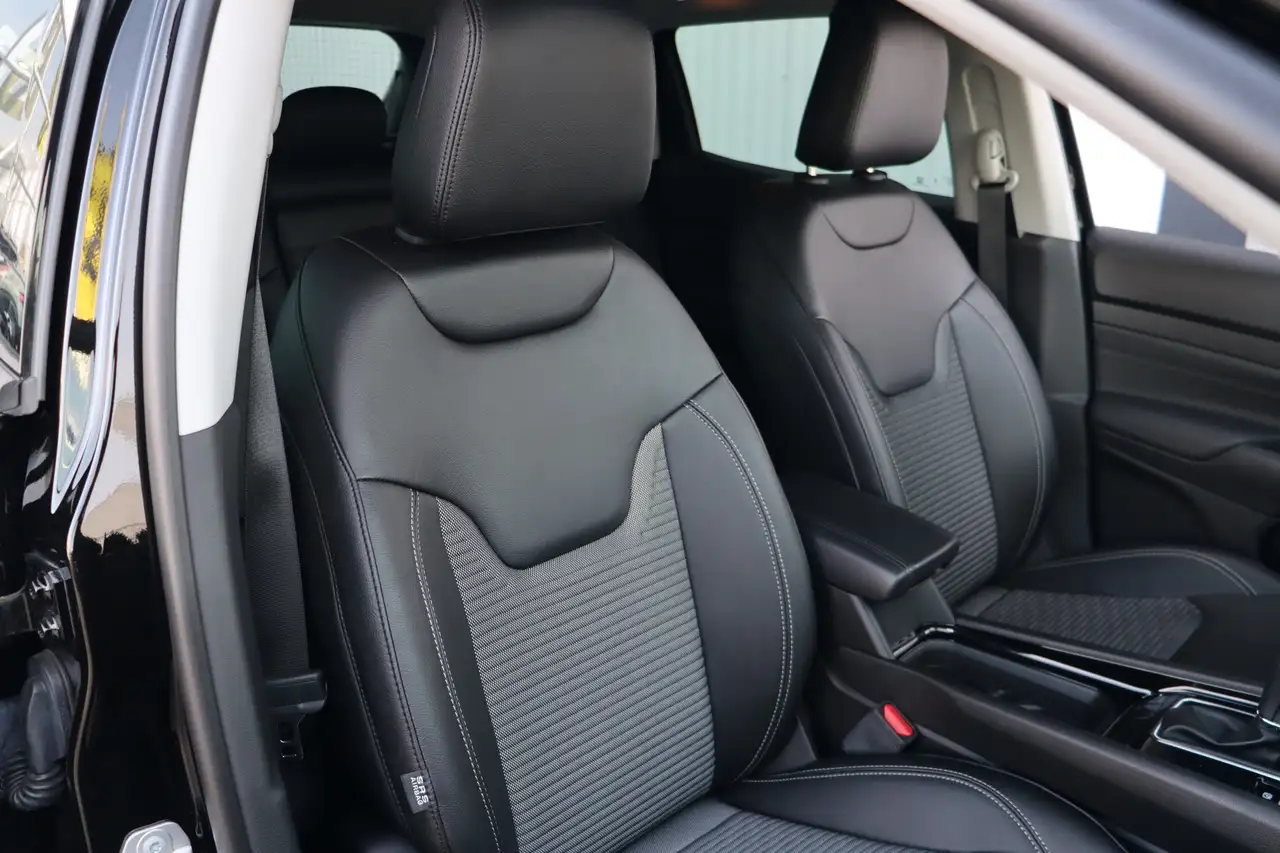 Jeep Compass 1.5T e-Hybrid Longitude | 360 Camera | Stoel-/Stuu 13