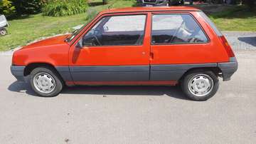 1000cc. Prête à être immatriculée. 47000 km R5