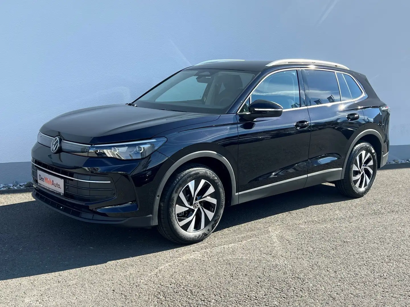 Volkswagen Tiguan Friends TDI DSG Schwarz - 2
