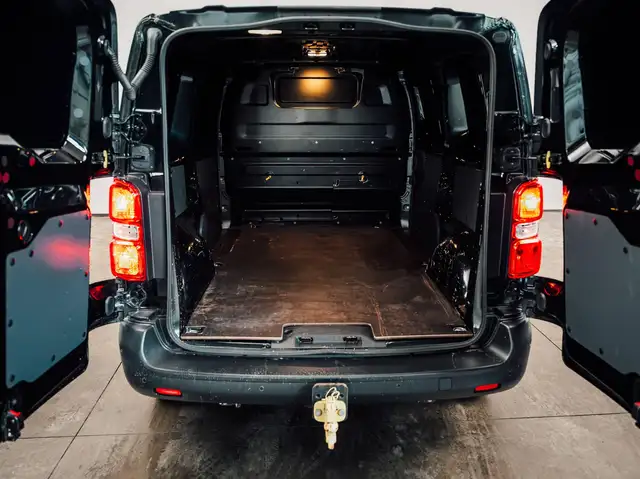 Opel Vivaro view 7