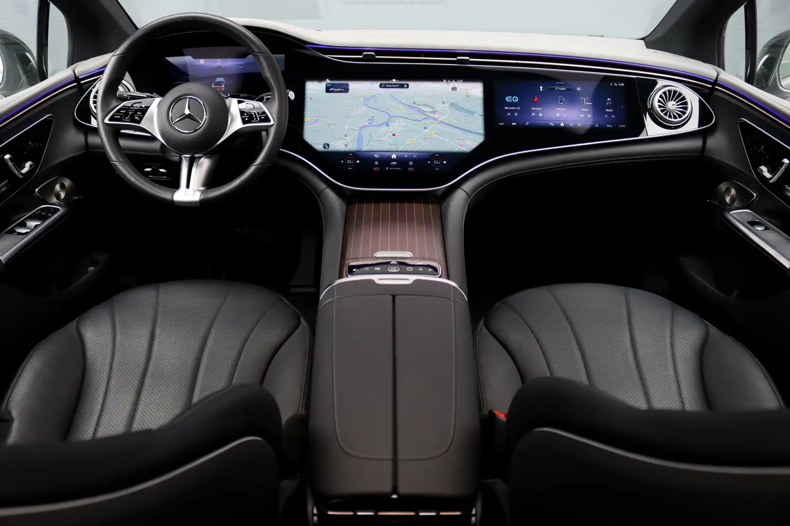 Mercedes-Benz EQE 300 AMG Line 89 kWh | Hyperscreen |  Achterasbesturing Grijs - 2