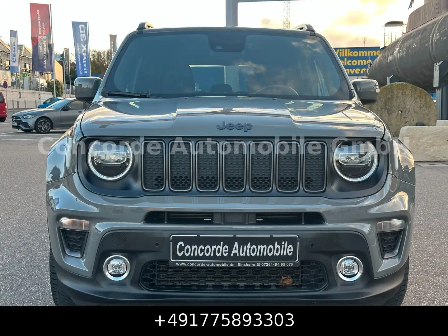 Jeep Renegade S Plug-In-Hybrid 4xe/RFK/AHK Grau - 2